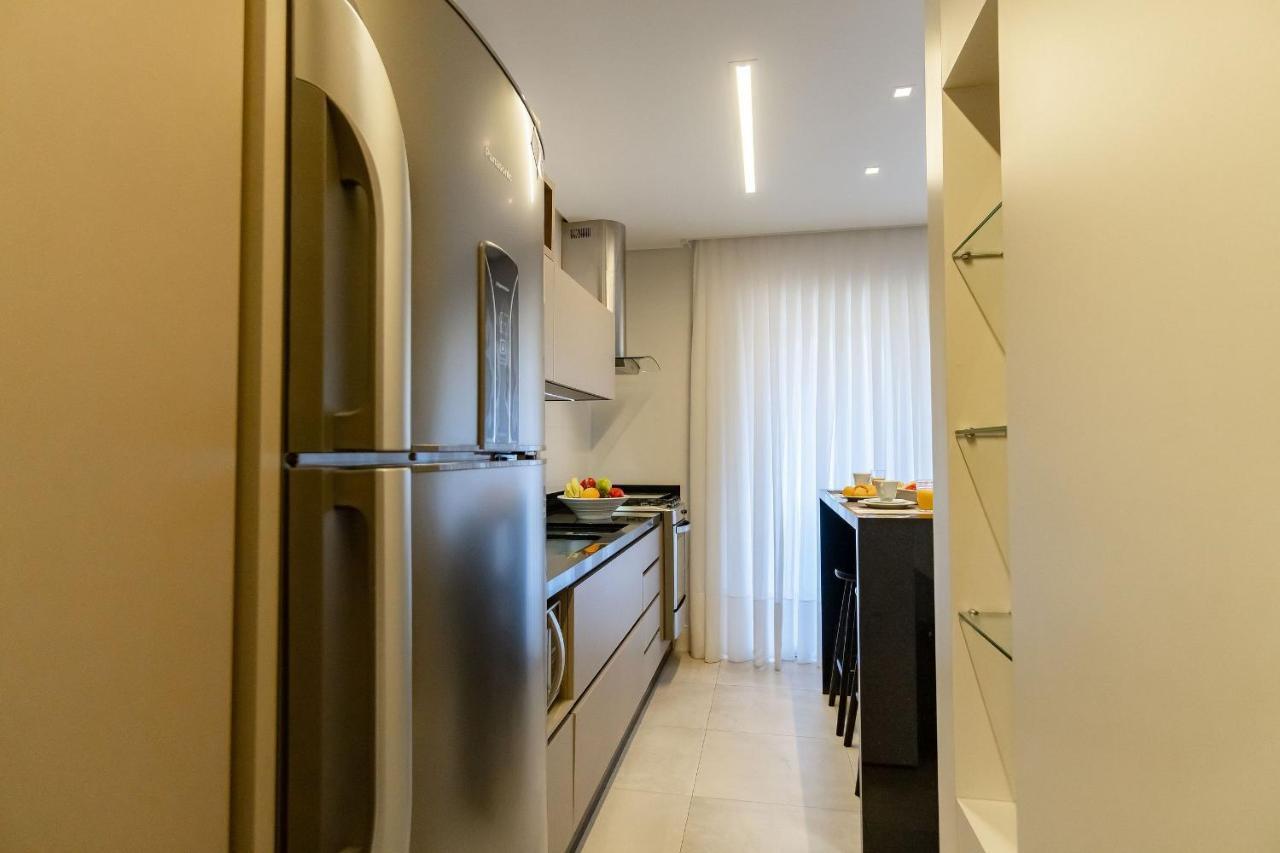 Porto Madero - Apartamento Alto Padrao Em Condo Com Piscina Bombinhas Exterior photo